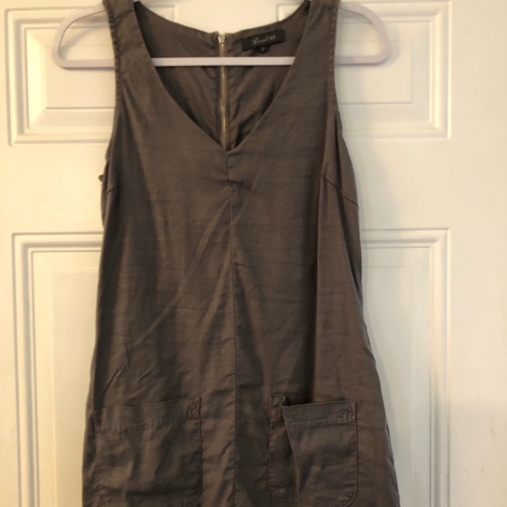 Jumper - Picture 2 of 5